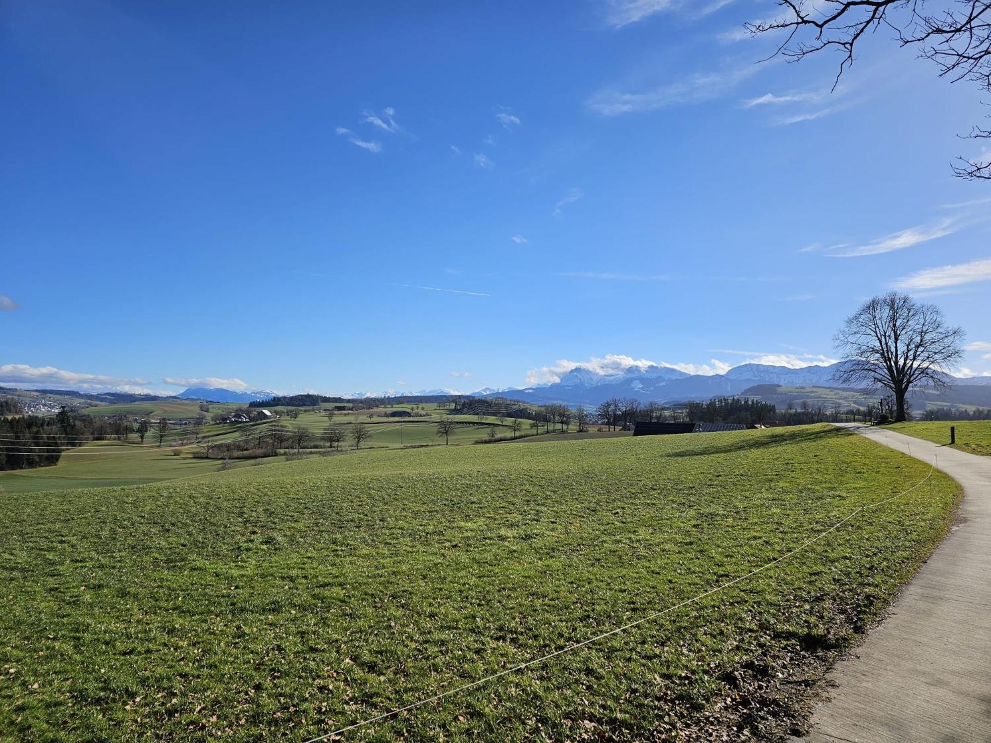 Gassmeshus Lägenhet Menznau Exteriör bild